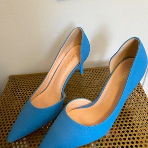 Gorgeous new blue heels size 8